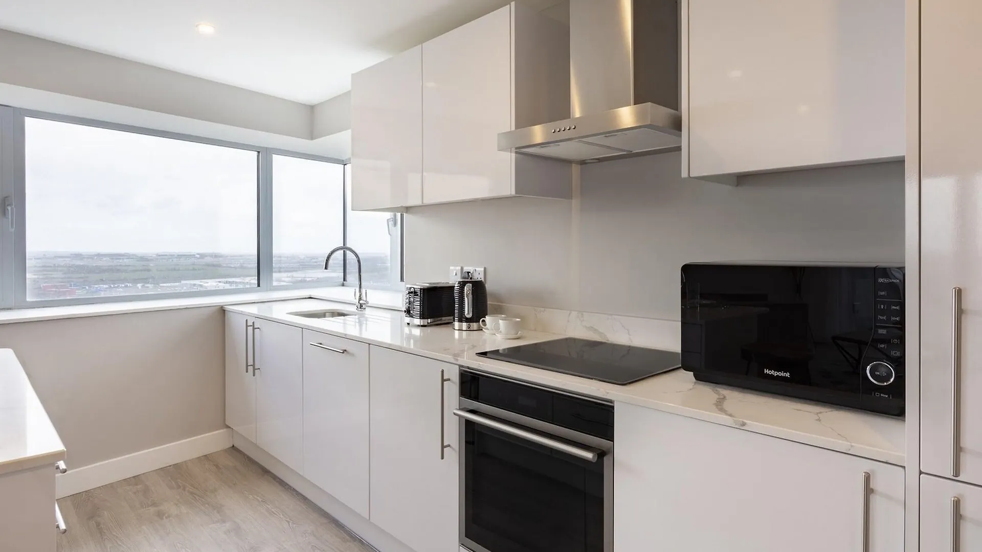 Metro Hotel Dublin Airport Santry 4*,  Irsko