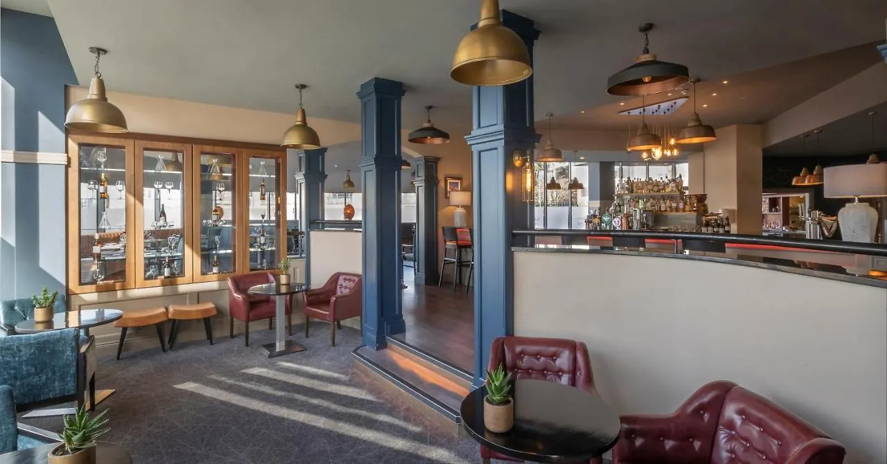 Metro Hotel Dublin Airport Santry 4*,  Irsko